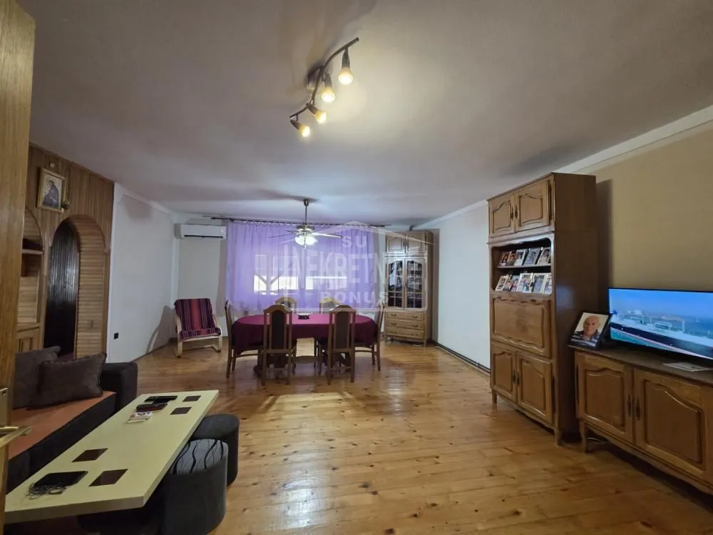 Prodaja, kuća, 170m², Bajmok, Subotica