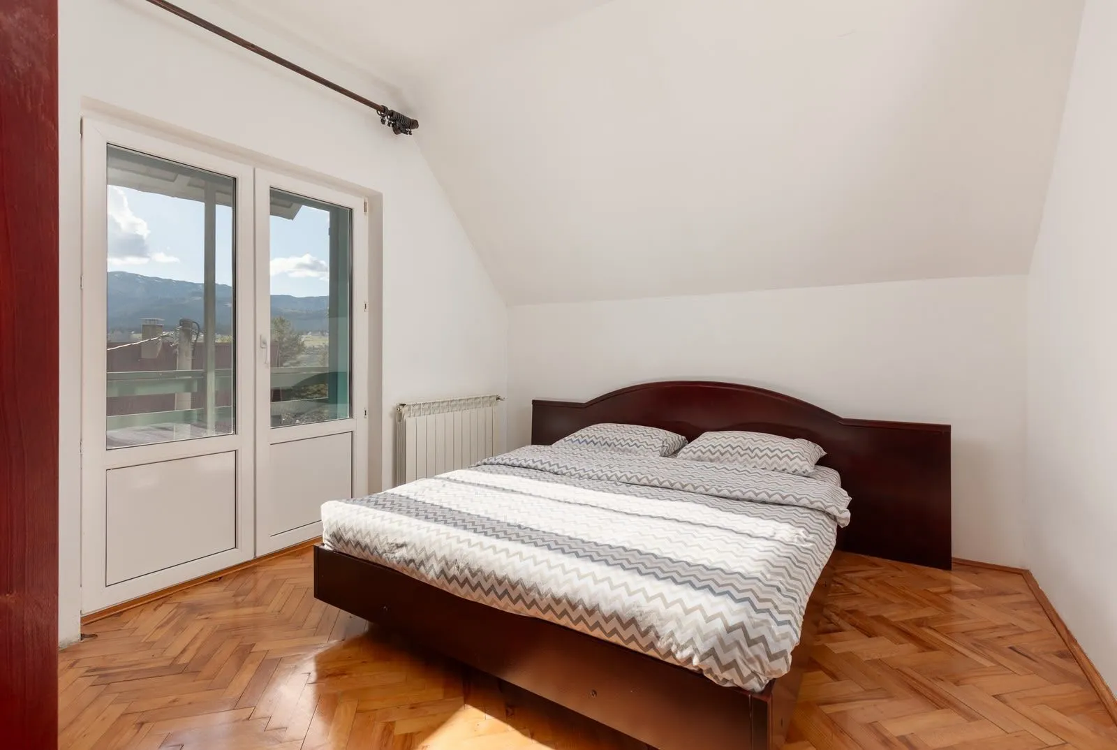 Prodaja, kuća, 200m², Žabljak, Crna Gora