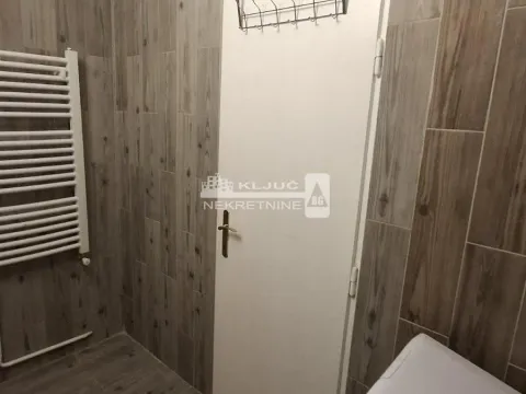 Izdavanje, jednosoban stan, 30m², Vračar Centar, Vračar Sve Podlokacije - image 14