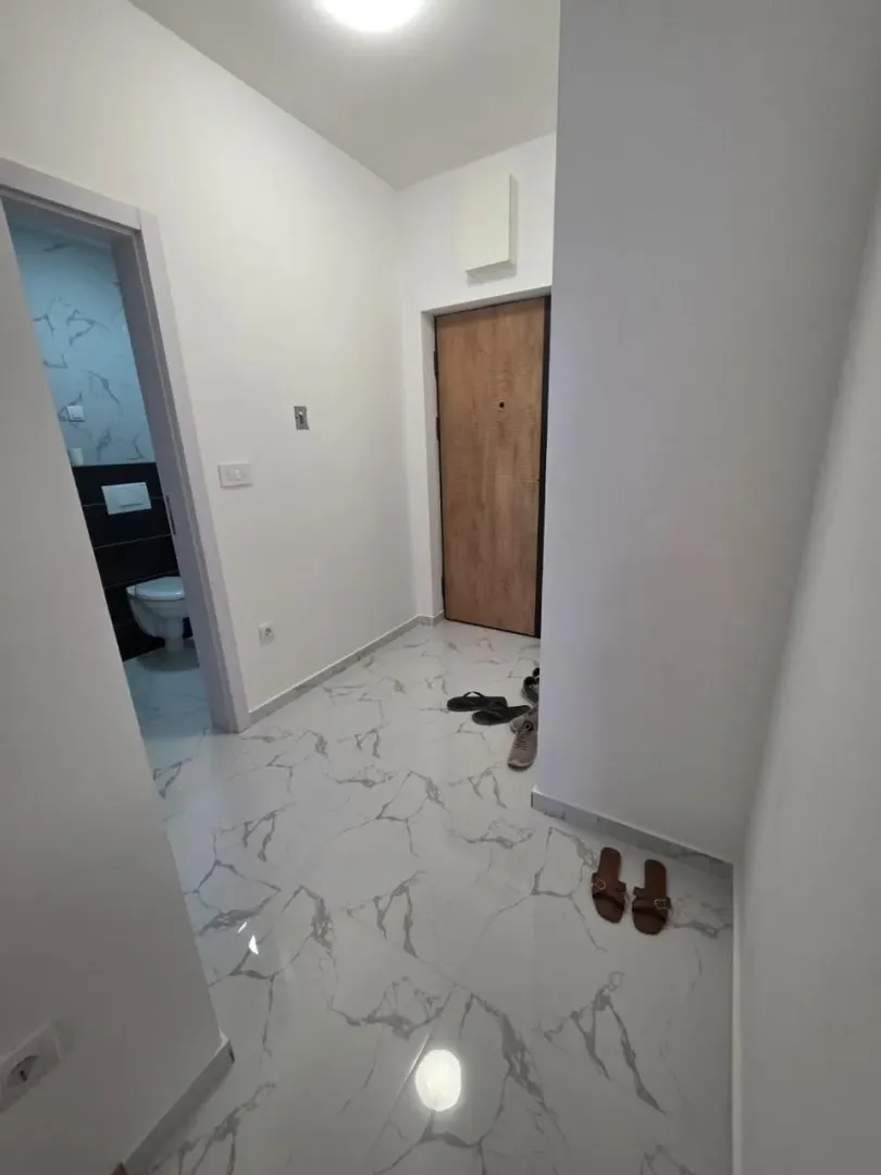 Prodaja, jednosoban stan, 46m², Lazi, Budva