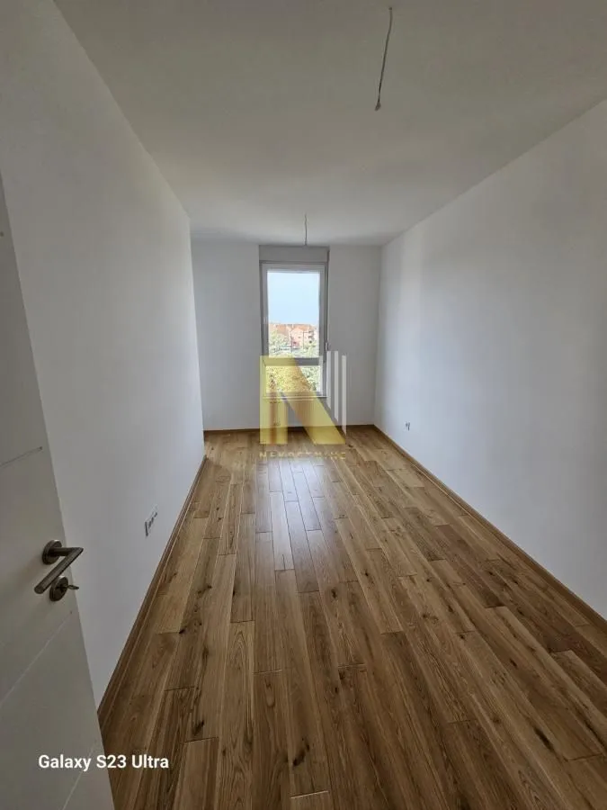 Izdavanje, dvosoban stan, 44m², Grbavica, Novi Sad Sve Podlokacije