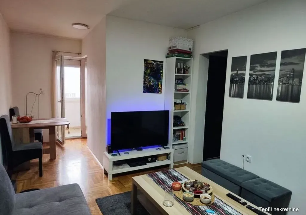 Prodaja, dvosoban stan, 43m², Ledine, Beograd