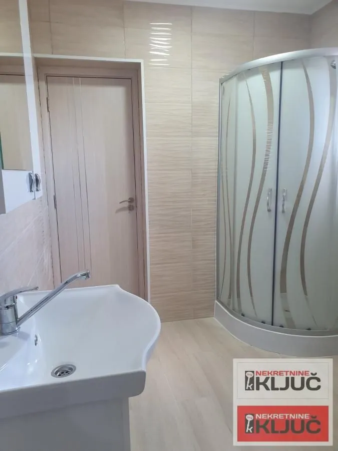Prodaja, trosoban stan, 71m², Klisa, Novi Sad Sve Podlokacije