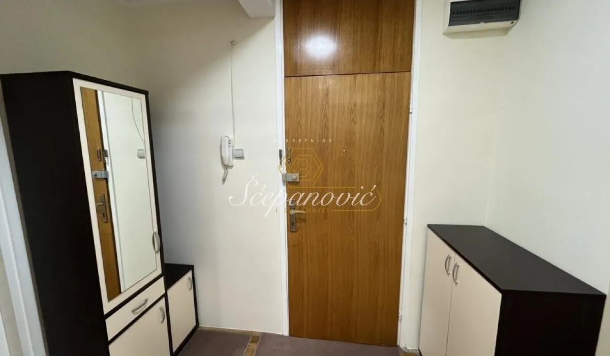 Sale, apartment, 75m², Bulevar Oslobodjenja, Novi Sad Sve Podlokacije