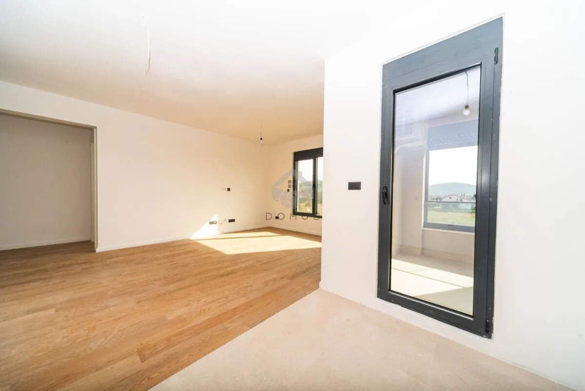 Prodaja, dvosoban stan, 85m², Donja Gorica, Podgorica