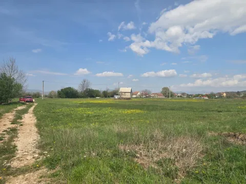 Zemljište in Kličevo