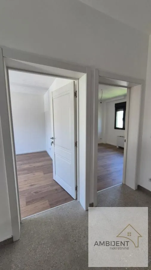 Sale, house, 233m², Čukarica, Beograd