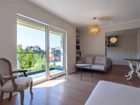 Prodaja, dvosoban stan, 44m², Obilićev Venac, Beograd - image 2