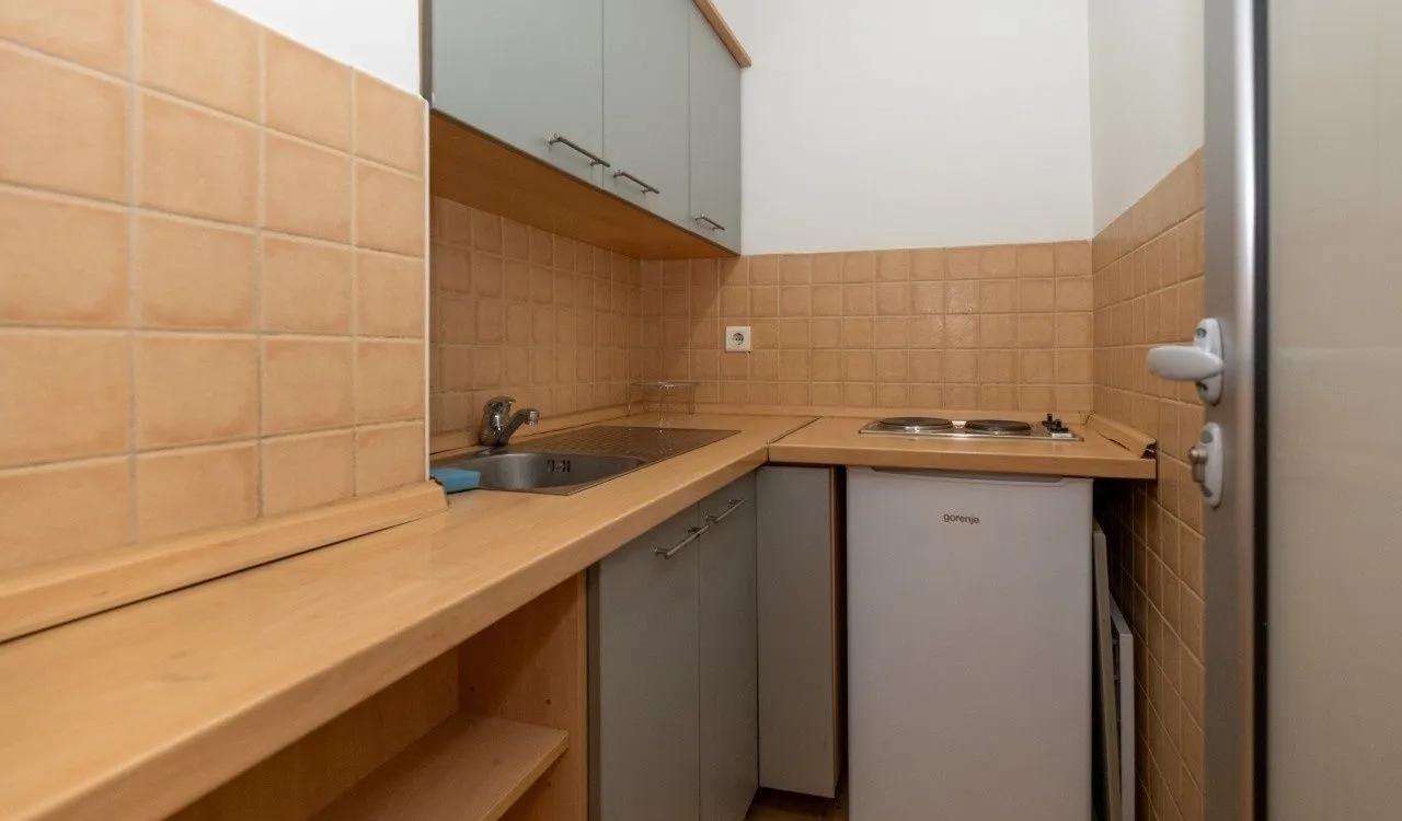 Sale, office space, 157m², Vezirov Most, Podgorica