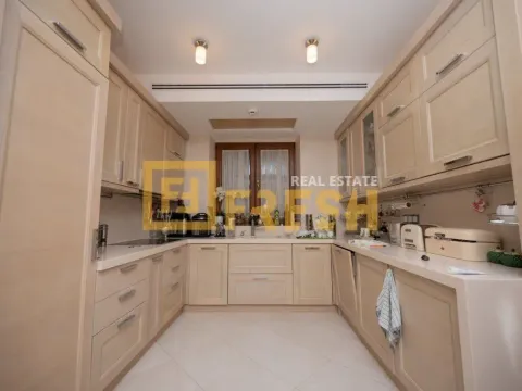 Prodaja, kuća, 300m², Tivat, Crna Gora - image 8