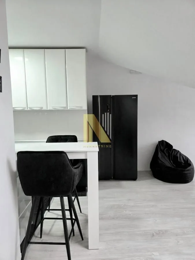 Izdavanje, jednosoban stan, 43m², Nova Detelinara, Novi Sad Sve Podlokacije