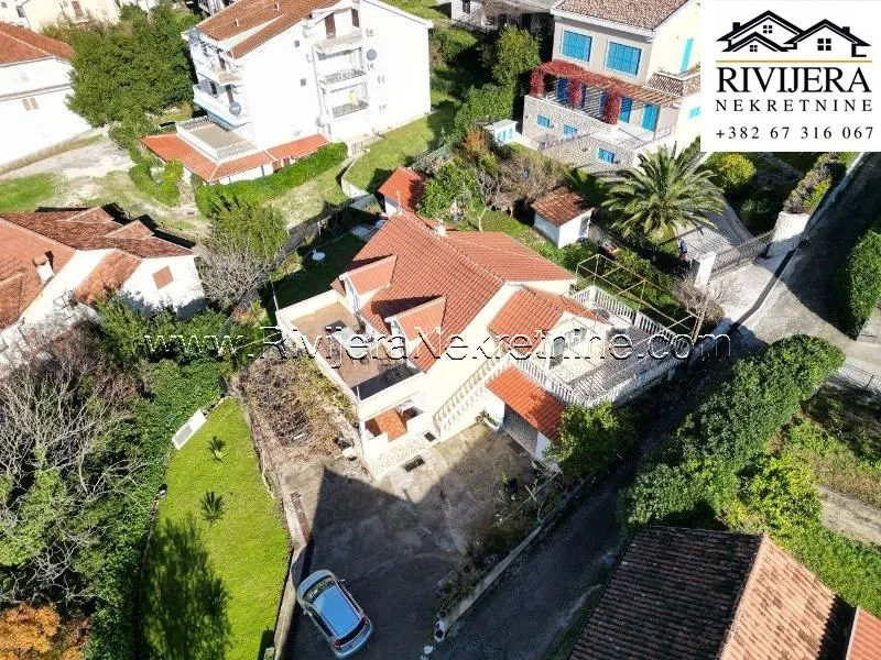 Sale, house, 210m², Dobrota, Kotor