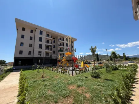 Prodaja, jednosoban stan, 45m², Tološi, Podgorica - image 10