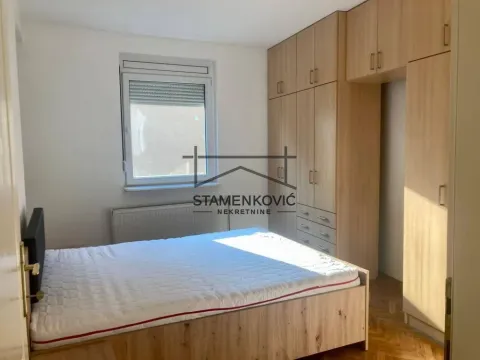 Izdavanje, dvosoban stan, 49m², Centar, Novi Sad - image 5