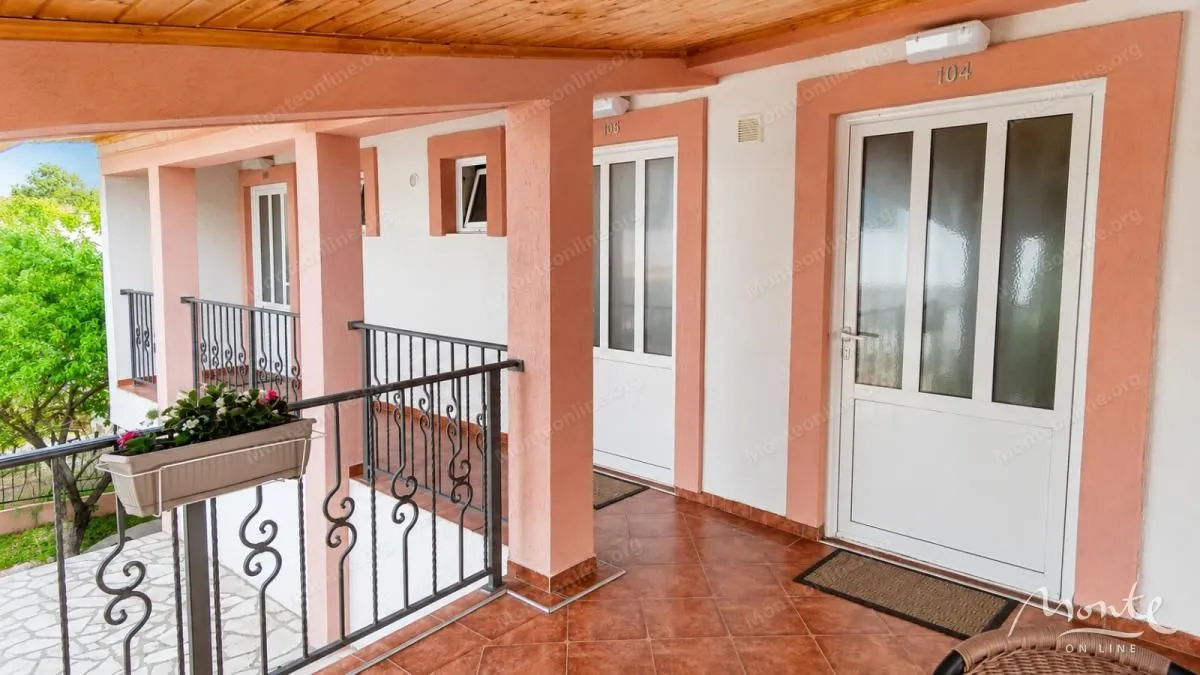Sale, house, 250m², Dobra Voda, Bar