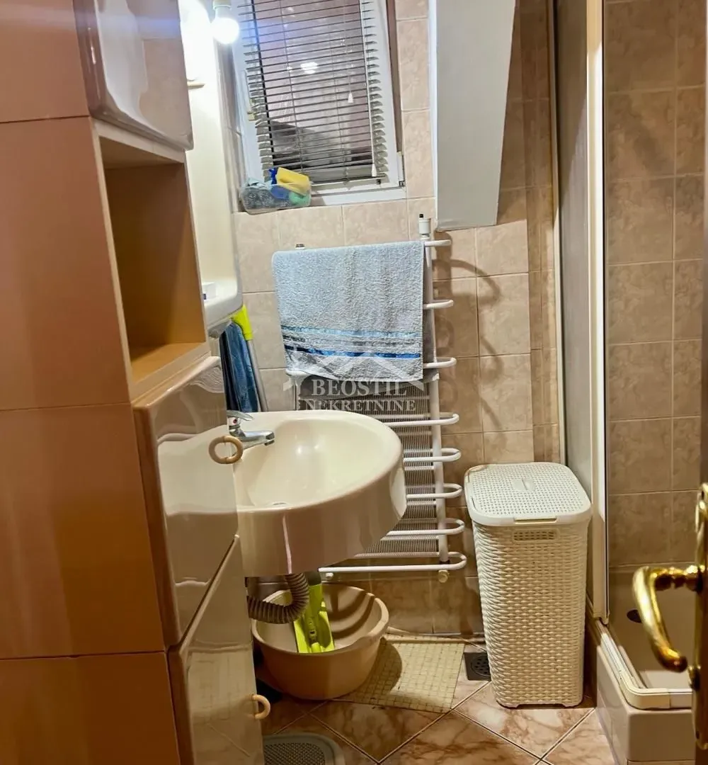 Prodaja, stan, 96m², Stari Grad, Beograd