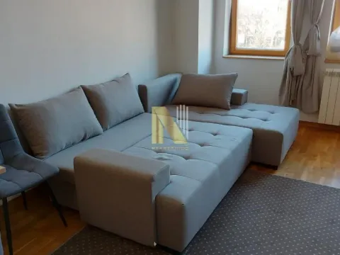 Izdavanje, garsonjera, 27m², Novi Sad, Srbija - image 7