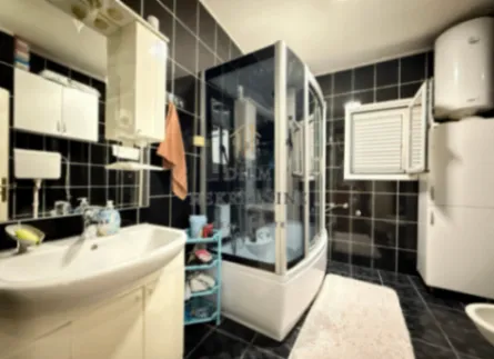 Sale, house, 752m², Zelenika, Podgorica - image 4