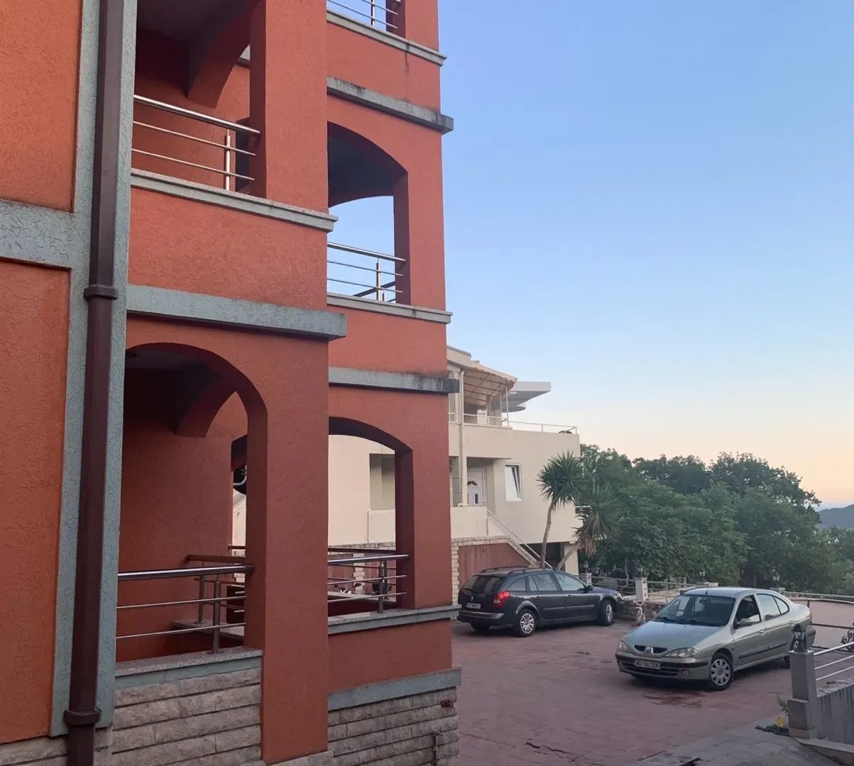 Rent, two bedroom apartment, 73m², Bečići, Budva