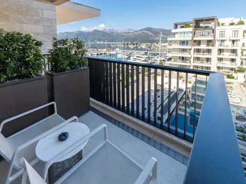Prodaja, stan, 236m², Porto Montenegro, Tivat - image 15