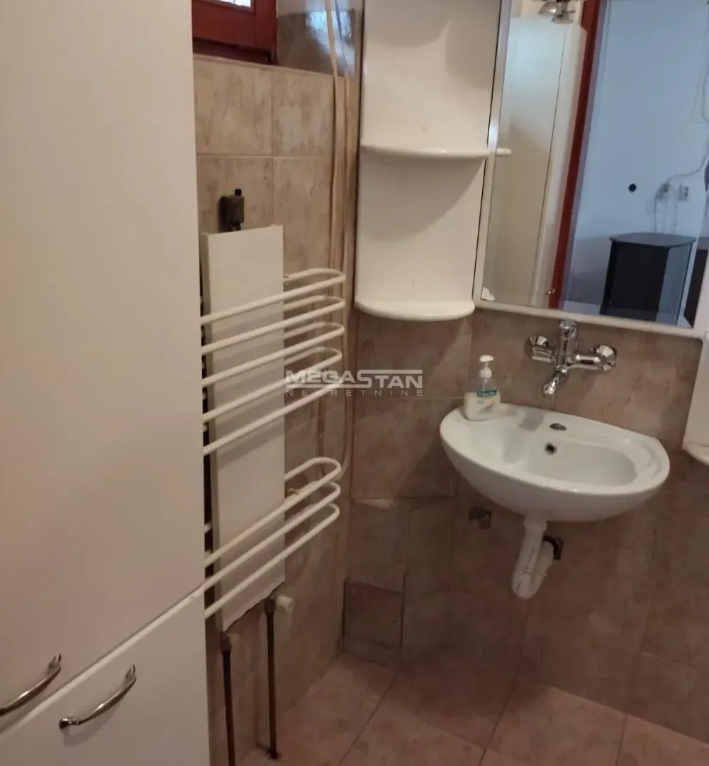 Rent, house, 542m², Bulbulder, Zvezdara Sve Podlokacije