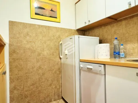 Izdavanje, jednosoban stan, 56m², Krivi Most, Podgorica - image 8