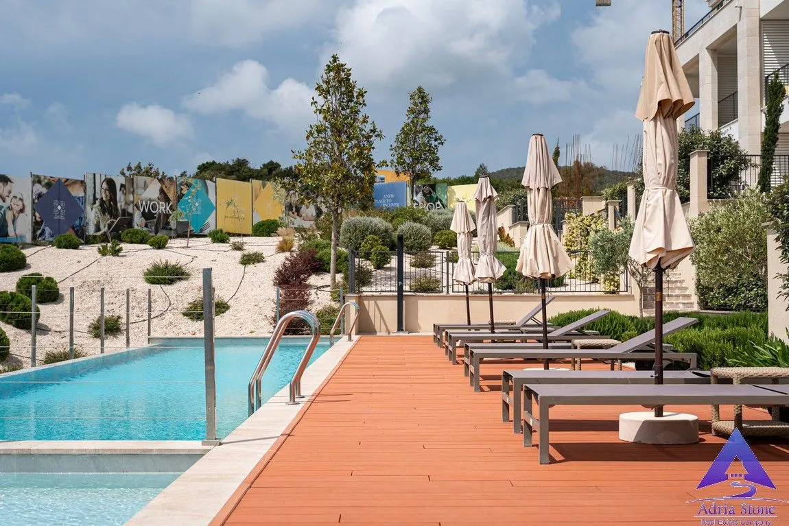 Prodaja, dvosoban stan, 94m², Luštica, Tivat