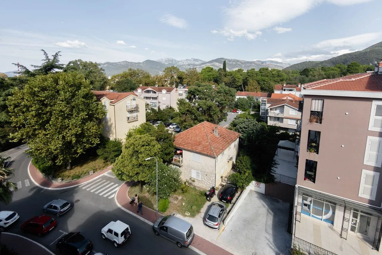 Prodaja, jednosoban stan, 49m², Tivat, Crna Gora