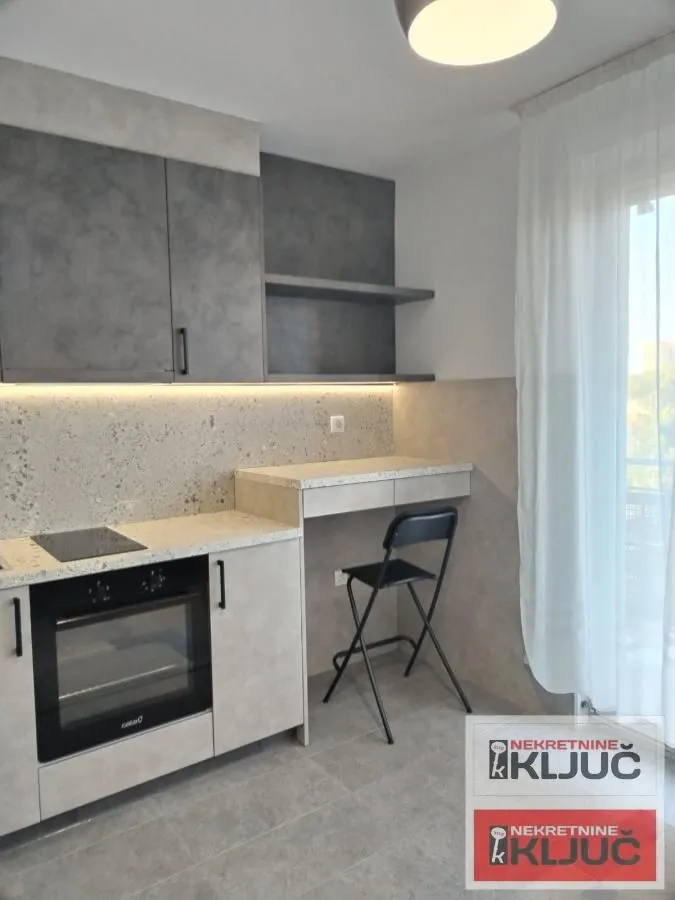 Izdavanje, garsonjera, 20m², Sajmište, Novi Sad