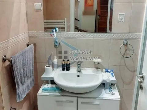 Prodaja, četvorosoban stan, 142m², Savski Venac, Beograd - image 14