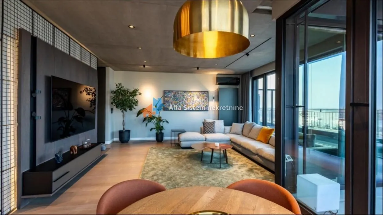 Rent, three bedroom apartment, 193m², Stari Grad, Beograd