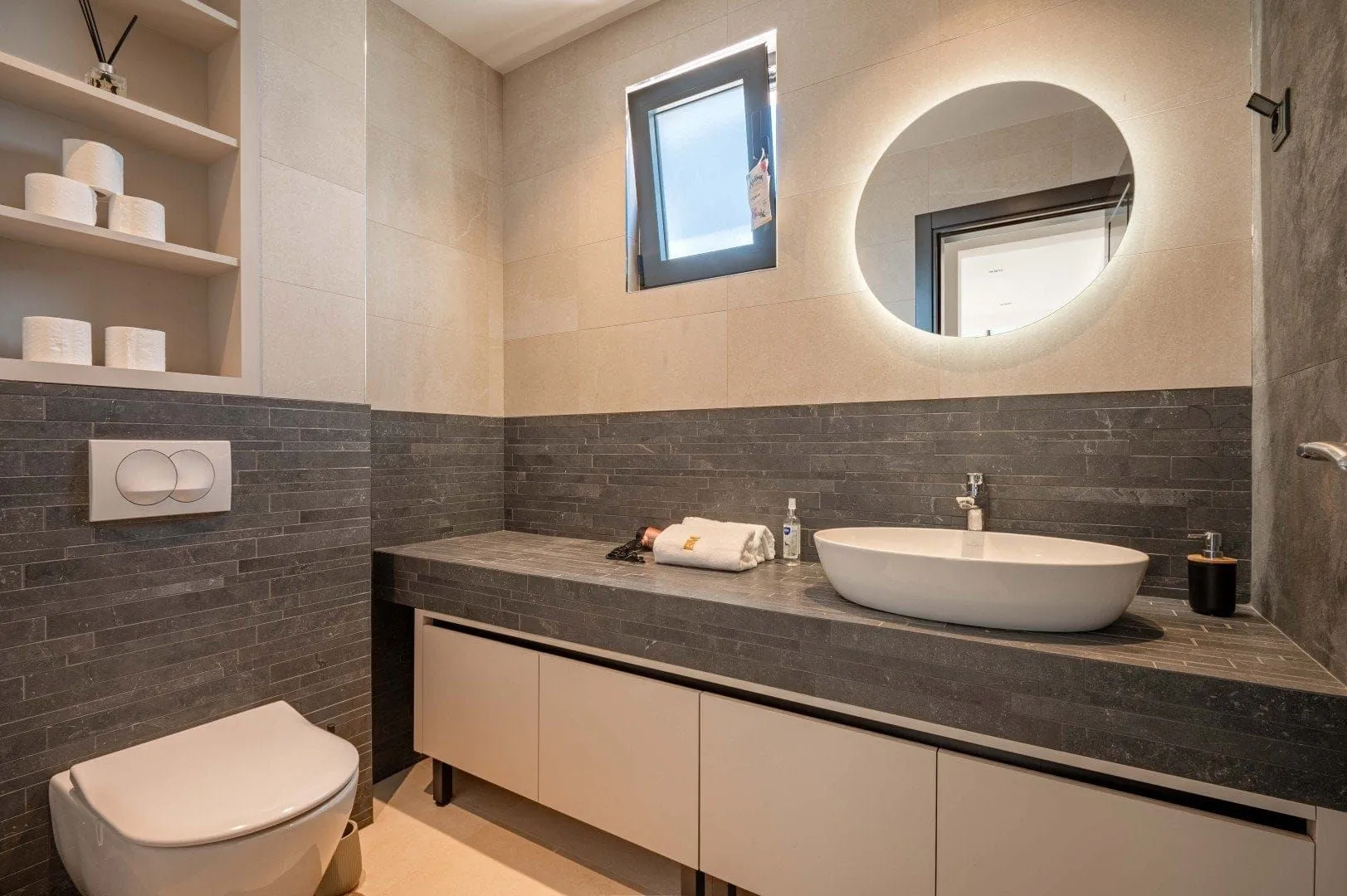 Prodaja, kuća, 318m², Budva, Crna Gora