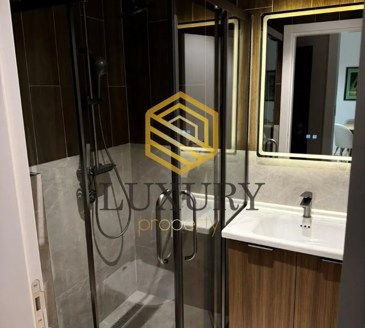 Izdavanje, jednosoban stan, 37m², Tološi, Podgorica