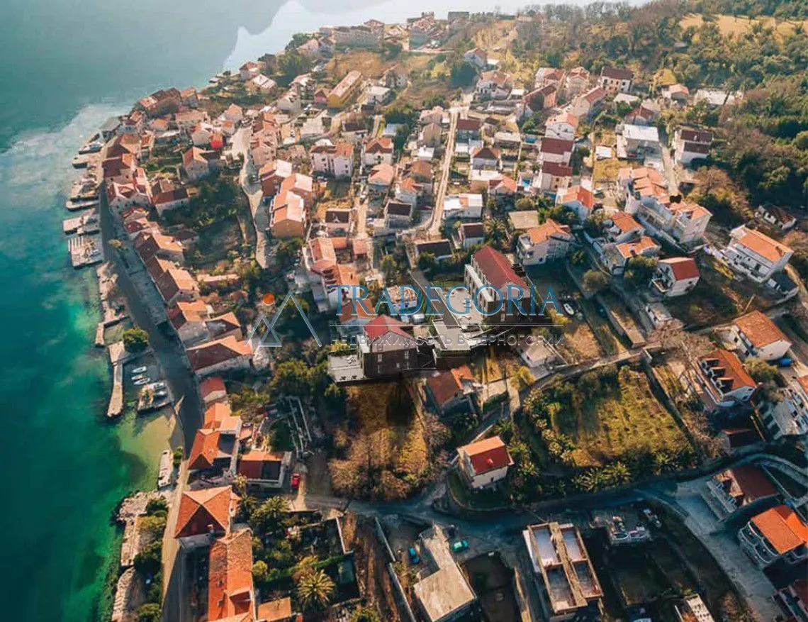 Prodaja, jednosoban stan, 132m², Prčanj, Kotor