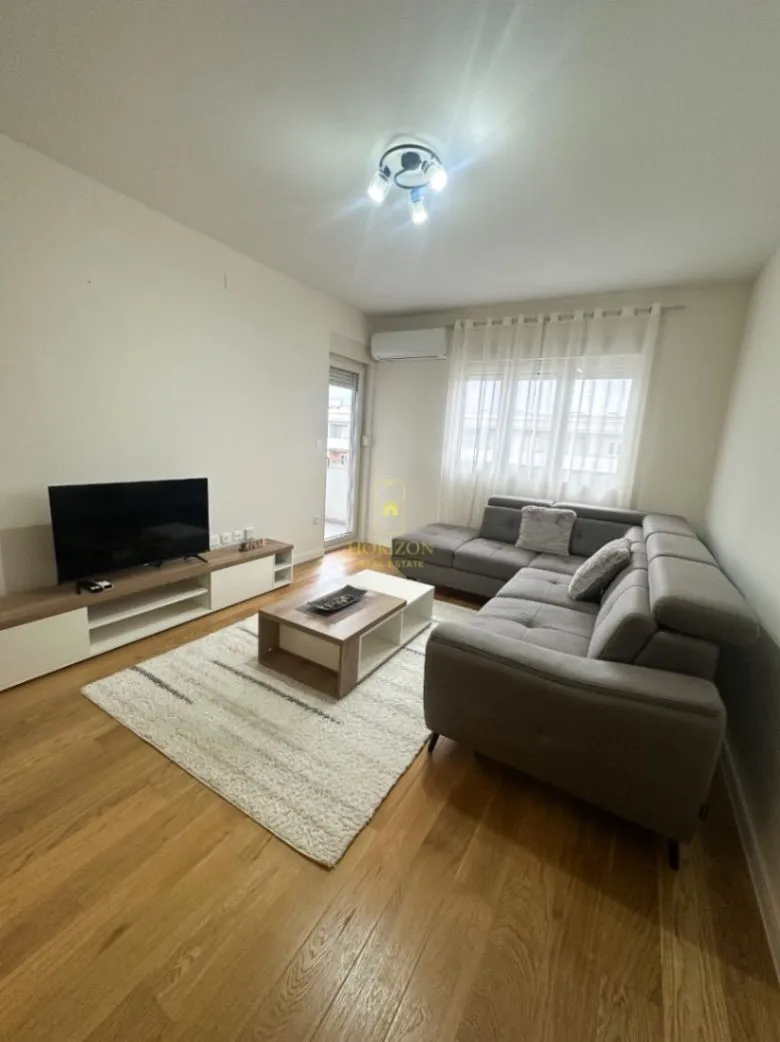 Prodaja, jednosoban stan, 49m², Central Point, Podgorica