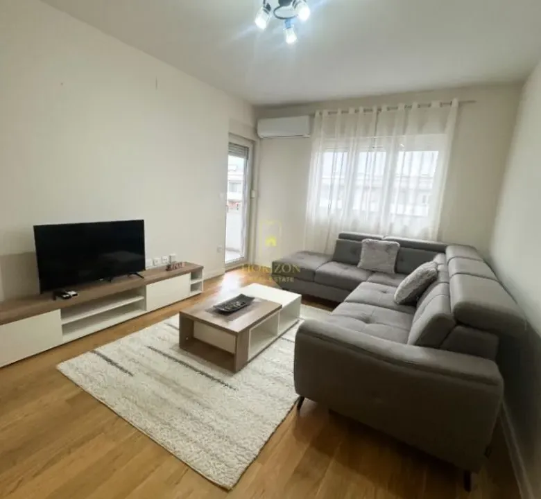 Prodaja, jednosoban stan, 49m², Central Point, Podgorica
