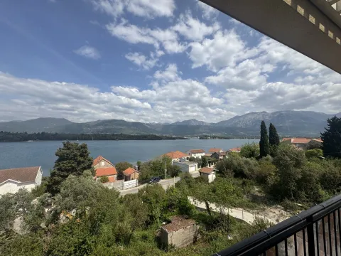 Prodaja, trosoban stan, 100m², Obala Đuraševića, Tivat - image 17