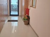 Izdavanje, trosoban stan, 72m², Autokomanda, Voždovac Sve Podlokacije - image 11