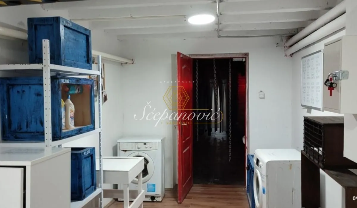 Sale, office space, 163m², Centar, Novi Sad