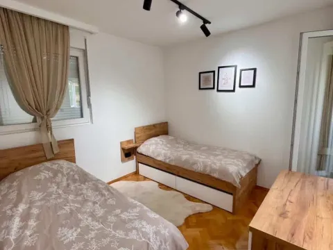 Izdavanje, dvosoban stan, 65m², Gintaš, Podgorica - image 5