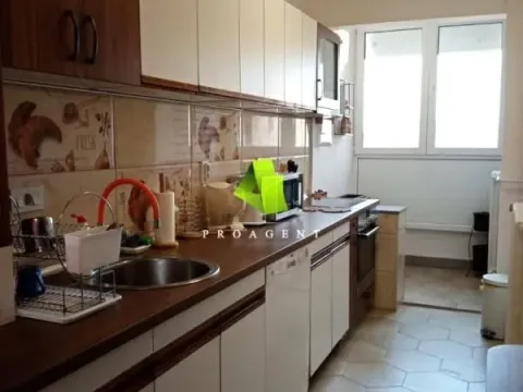 Izdavanje, trosoban stan, 100m², Centar, Niš - image 11