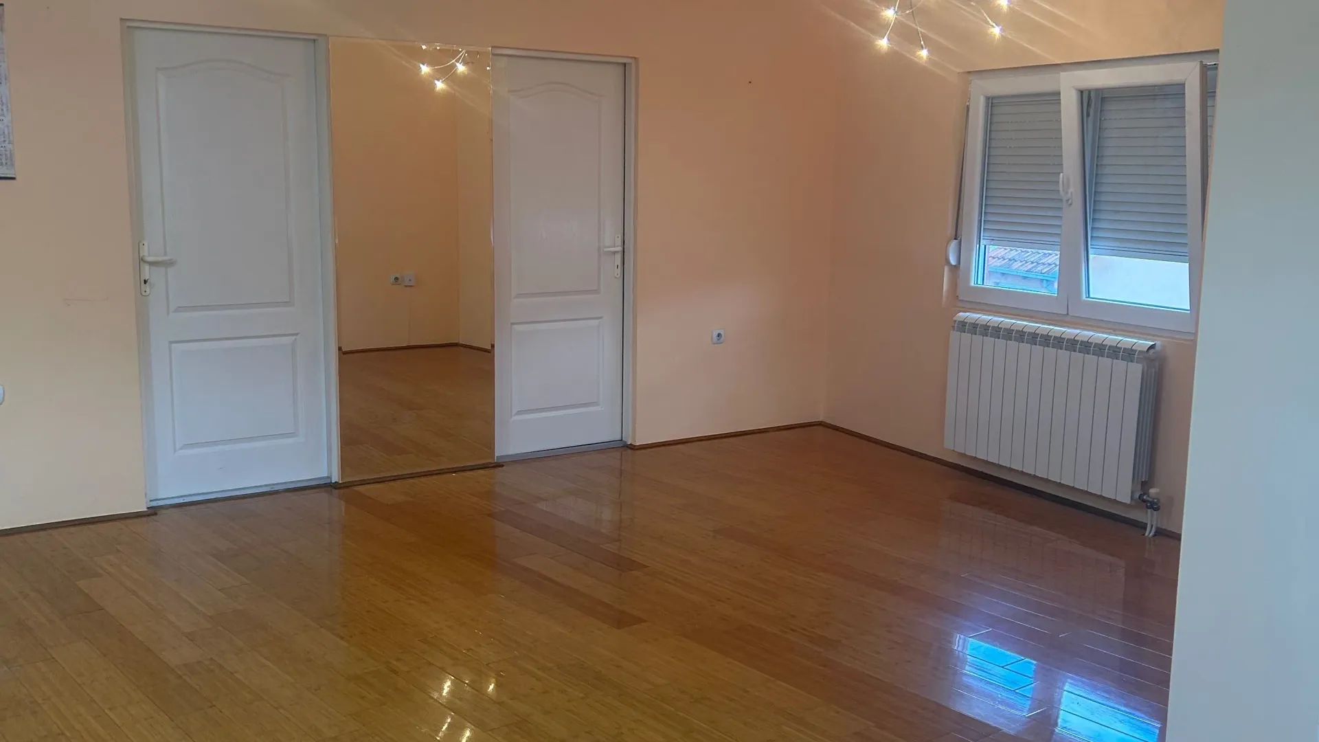 Rent, three bedroom apartment, 62m², Višnjica, Palilula Sve Podlokacije