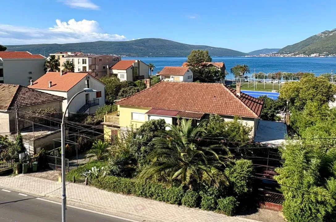 Rent, one bedroom apartment, 47m², Donja Lastva, Tivat
