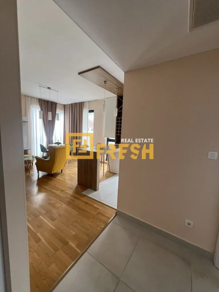 Rent, two bedroom apartment, 66m², Tivat, Crna Gora
