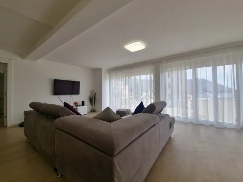 Rent, two bedroom apartment, 70m², Seoce, Budva - image 21