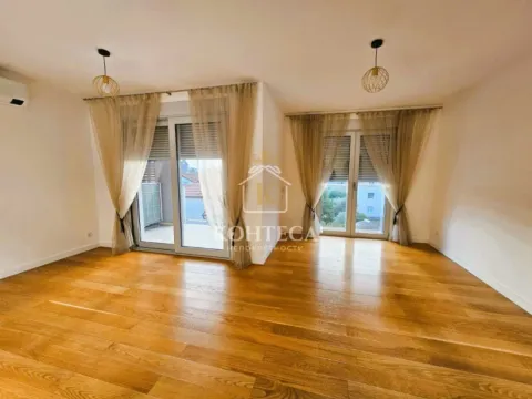 Sale, three bedroom apartment, 89m², Tivat, Crna Gora