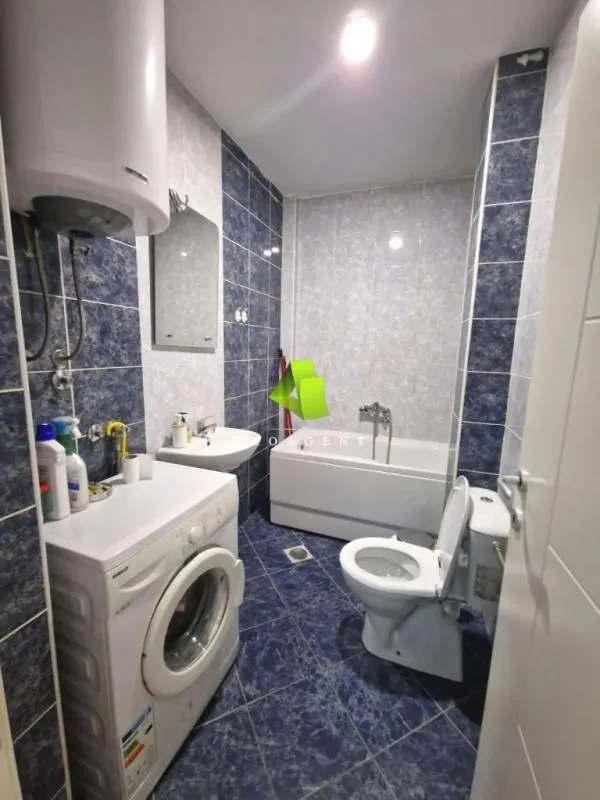 Izdavanje, dvosoban stan, 43m², Centar, Niš
