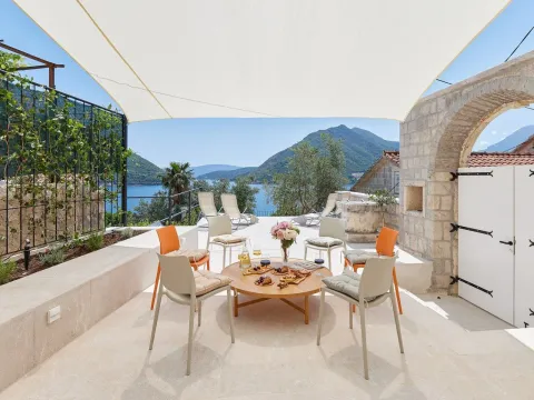 Prodaja, kuća, 146m², Perast, Kotor - image 23