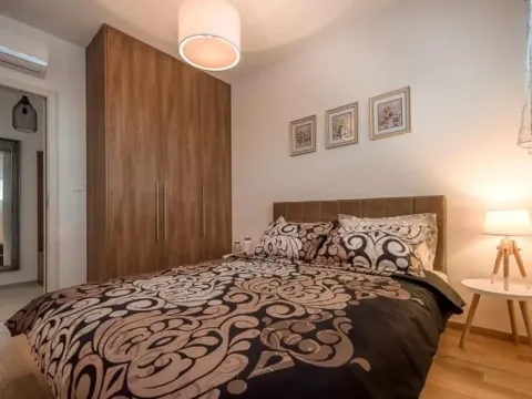 Sale, two bedroom apartment, 55m², Bečići, Budva - image 5