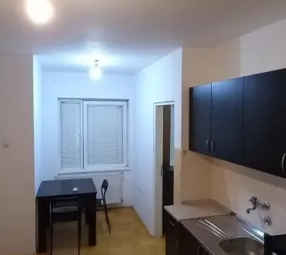 Izdavanje, jednosoban stan, 40m², Centar, Niš - image 8